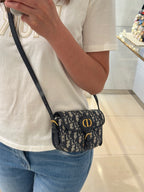 CHRISTIAN DIOR Dior Bobby East-West Bag Small | 迪奧 手袋 (藍色)