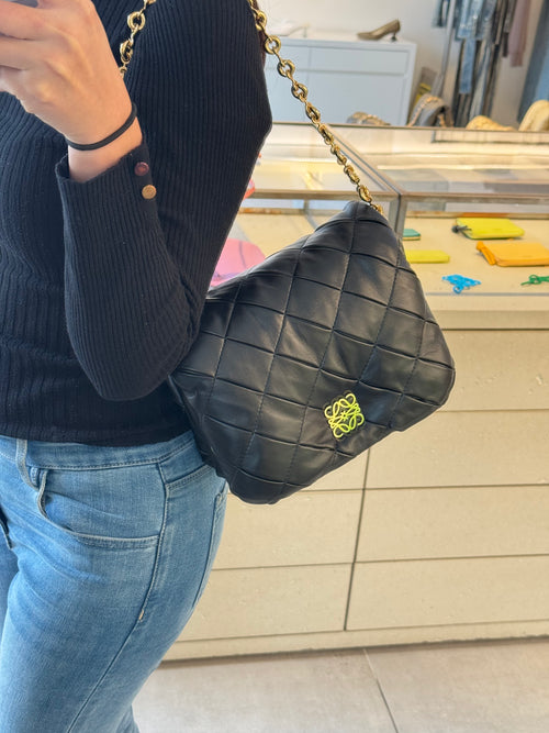 LOEWE Pleated Leather Puffer Goya | 羅意威 手袋 (黑色)