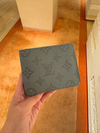 LOUIS VUITTON M81383 Men's PF. Multiple Wallet | 路易威登 男仕銀包 (灰色)