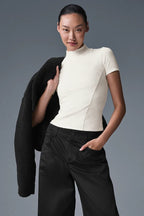 ALO YOGA Ribbed Mesmerize Short Sleeve | 羅紋短袖上衣 (多色) - LondonKelly 英國名牌代購