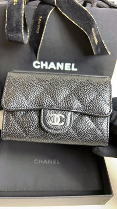 CHANEL Classic Black Calfskin Flap Wallet | 香奈兒 經典牛皮銀包 (Black/ Silver)