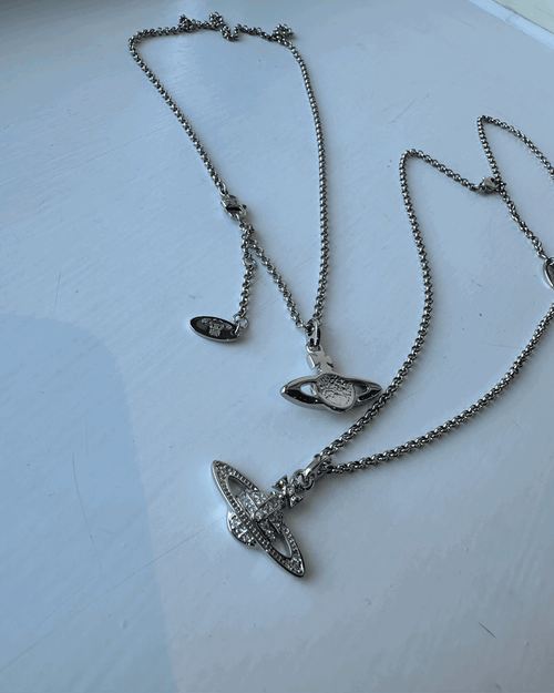 VIVIENNE WESTWOOD Mini Bas Relief Pendant Necklace | 西太后 頸鏈 (多色)