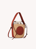 CHLOE Small Horse Medal Basket In Natural Fibres | 蔻依 草編水桶袋 (啡色) - LondonKelly 英國名牌代購